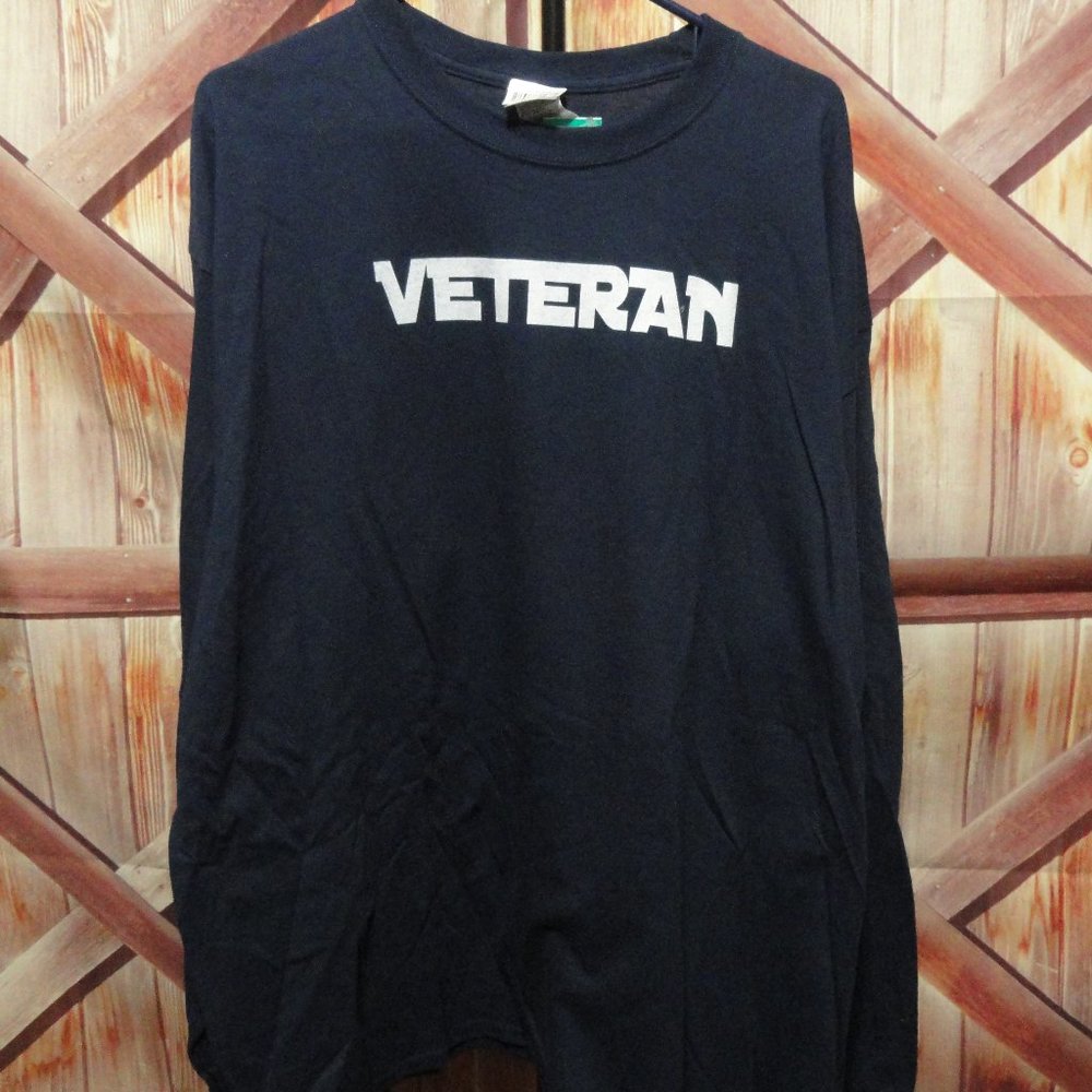Veteran Oath  Flag graphic long sleeve Military theme Quote T~NWOT~Nice - Picture 2 of 5